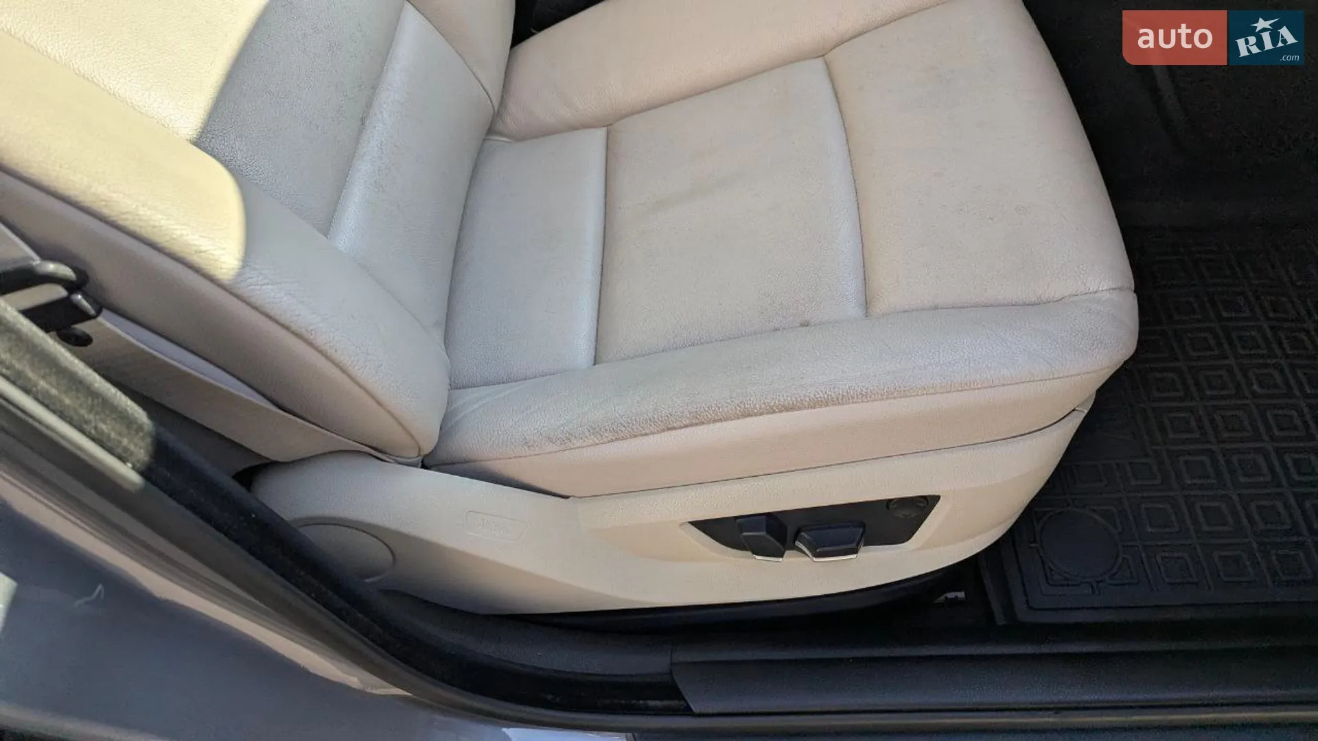 2011 BMW 5er - мініатюра 24