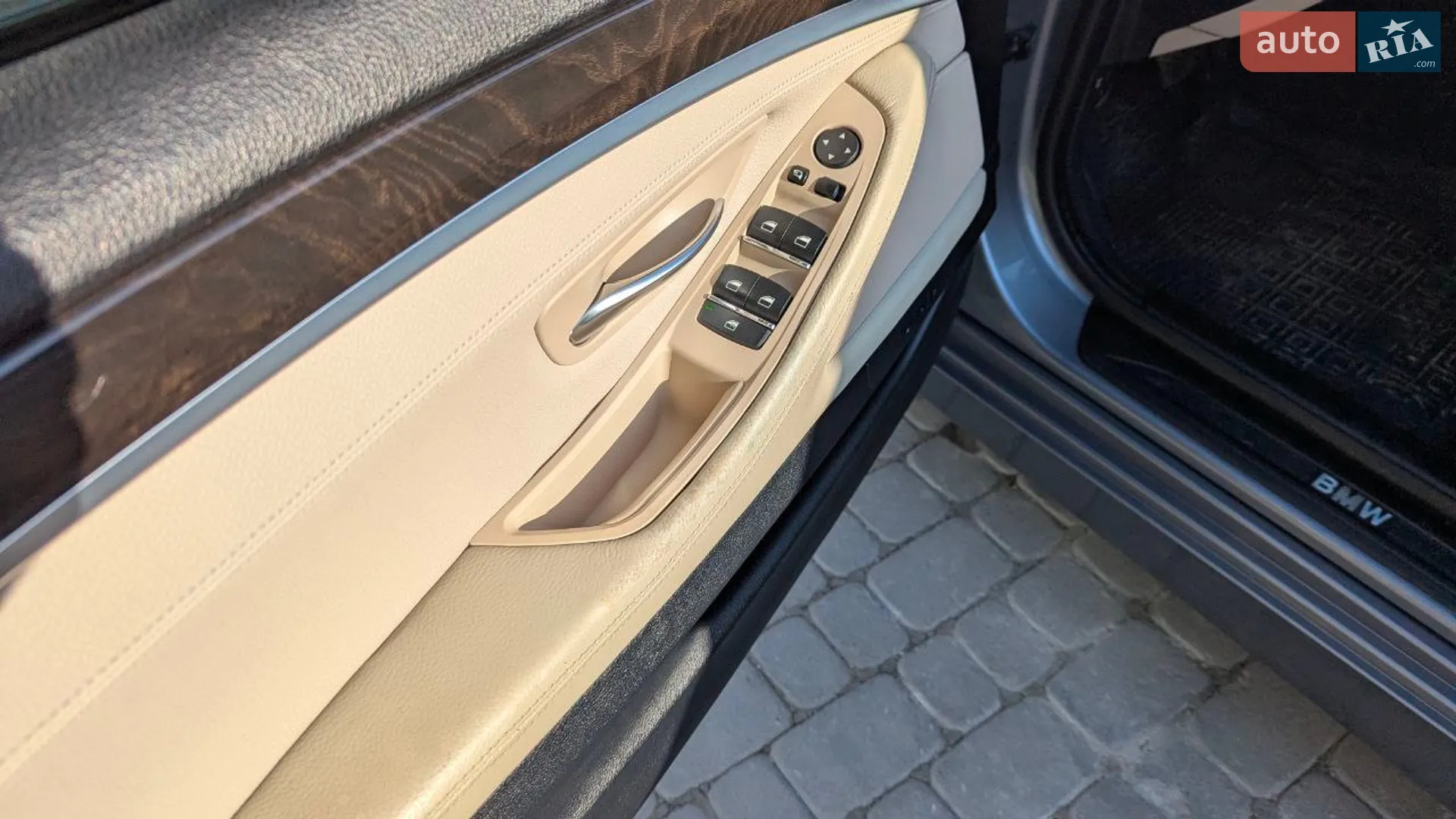 2011 BMW 5er - мініатюра 27