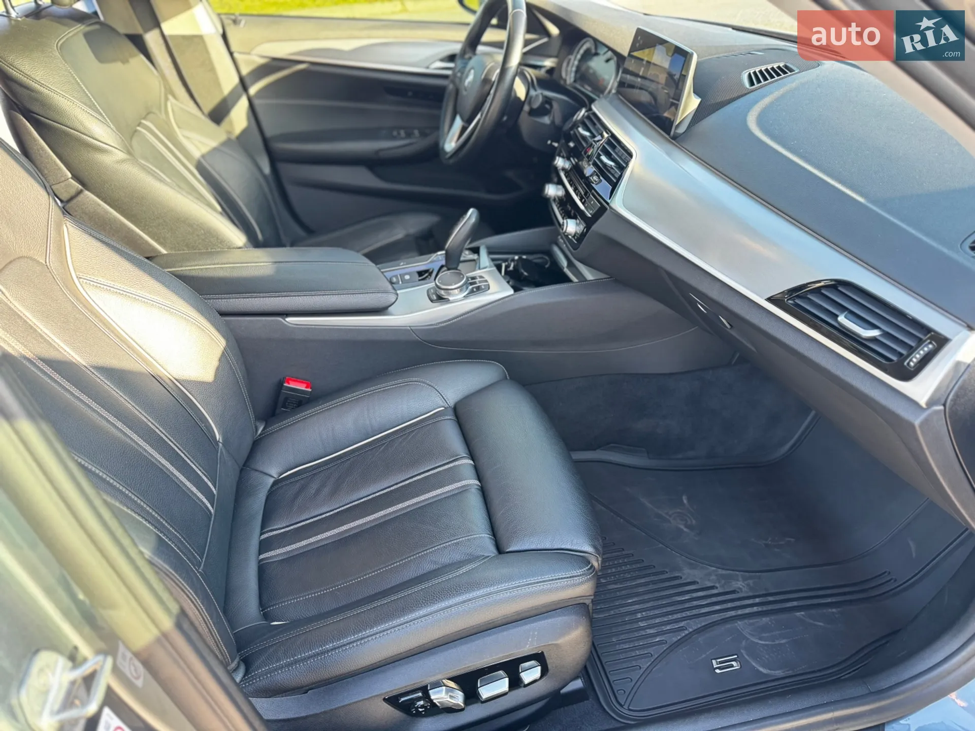 2018 BMW 5er - мініатюра 15