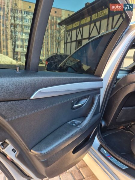 Седан BMW 5 Series 2011 в Ровно