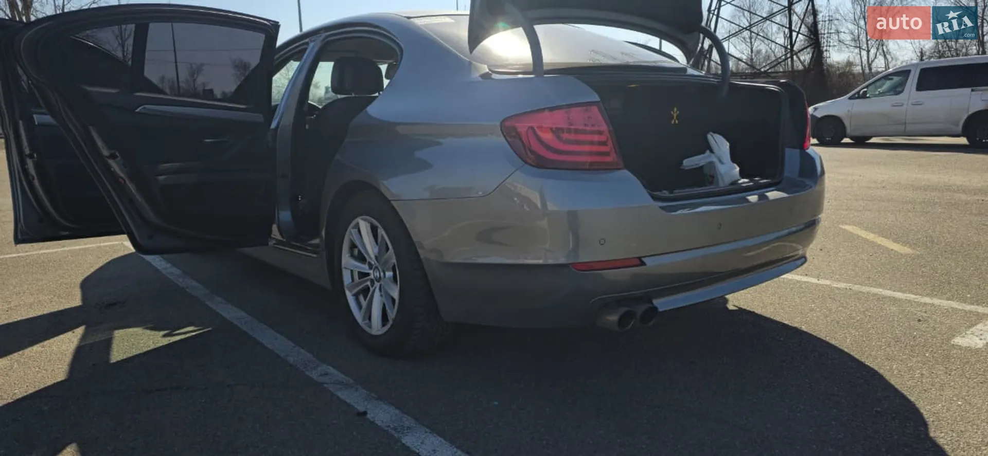 2010 BMW 5er - мініатюра 4