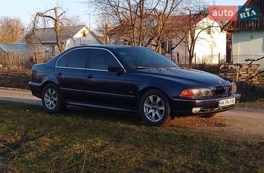 Седан BMW 5 Series 1997 в Львове