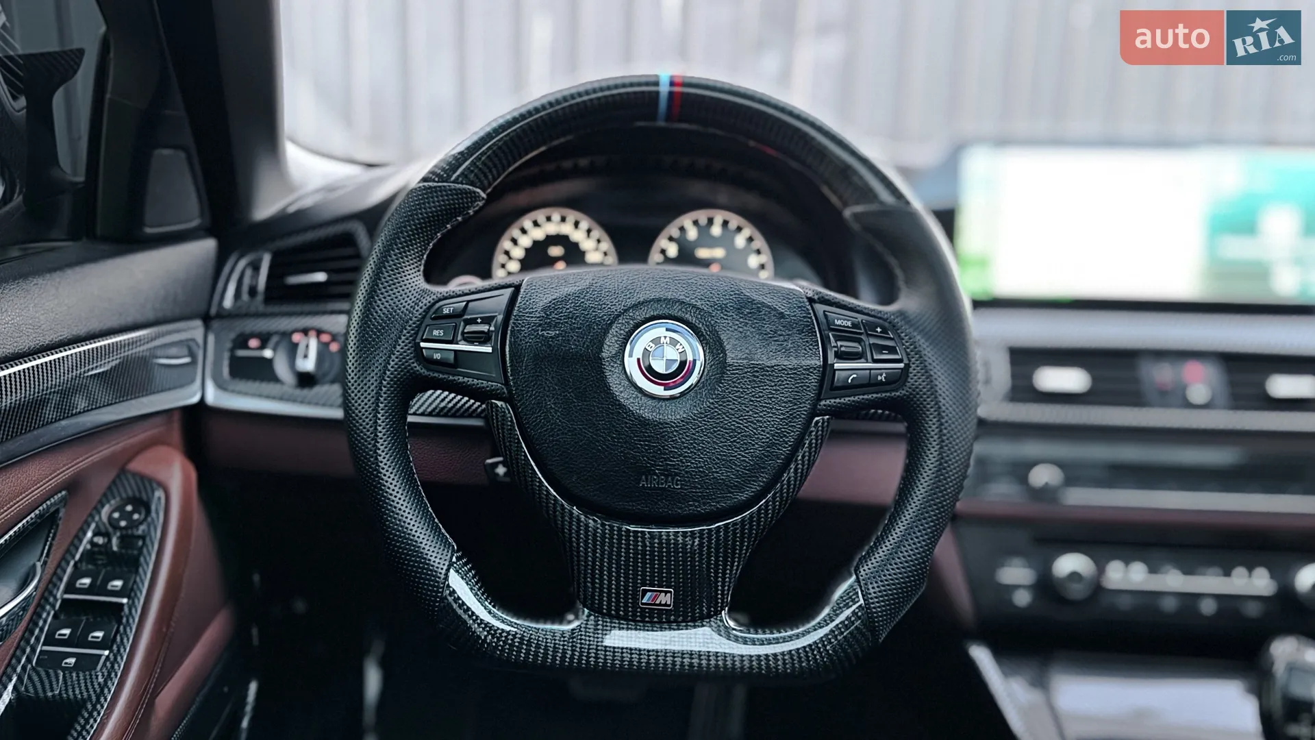 2010 BMW 5er - мініатюра 20