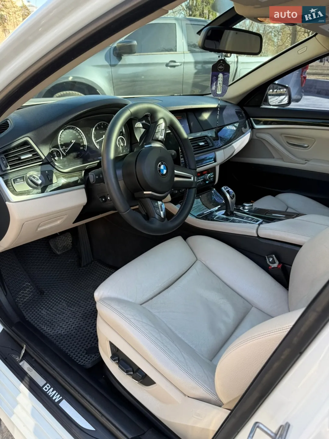 2012 BMW 5er - мініатюра 7