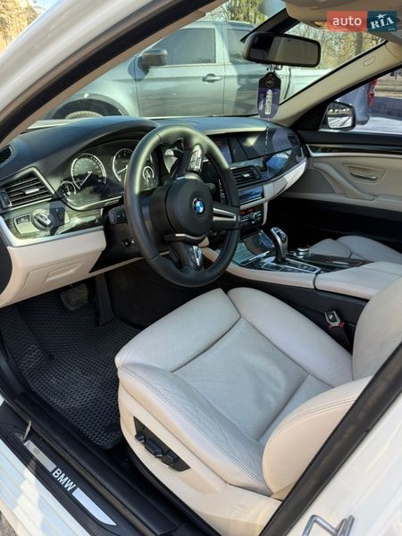 Седан BMW 5 Series 2012 в Харькове