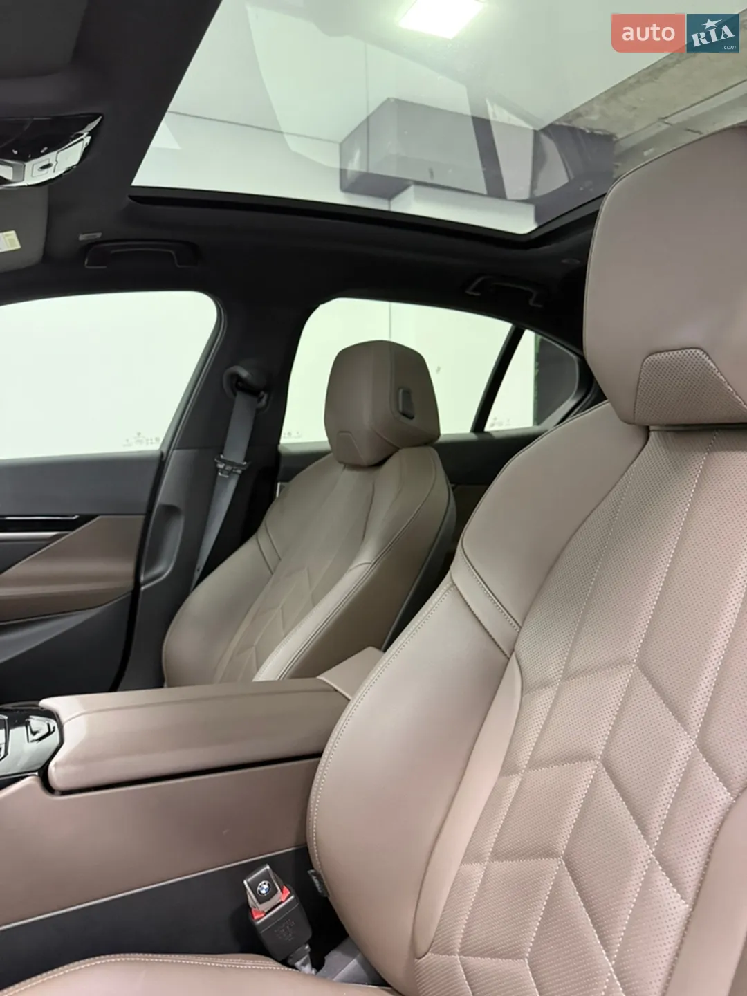 2024 BMW 5er - мініатюра 18