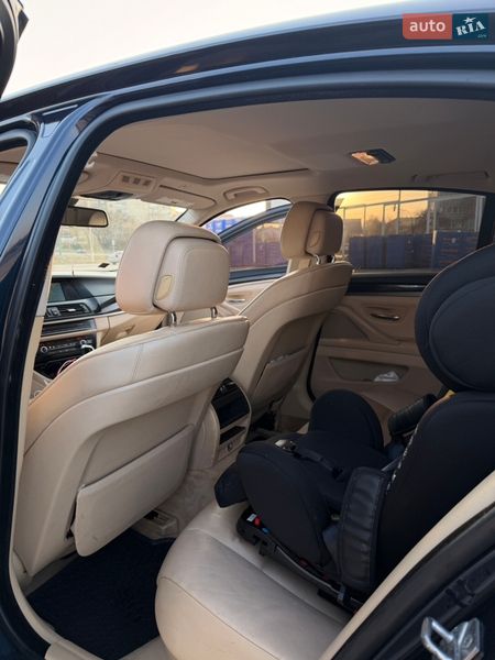 Седан BMW 5 Series 2012 в Каменец-Подольском