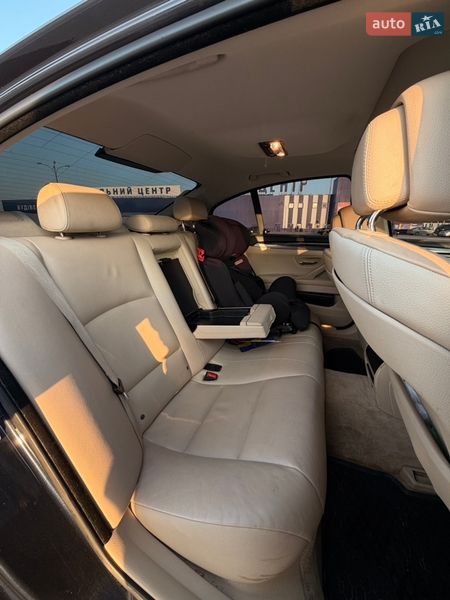 Седан BMW 5 Series 2012 в Каменец-Подольском