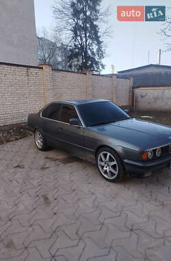 Седан BMW 5 Series 1990 в Тернополе
