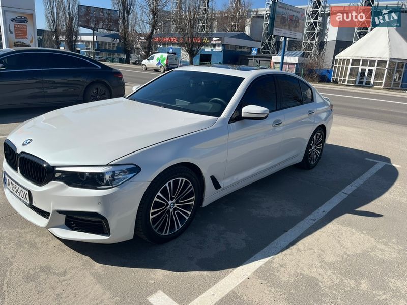 Седан BMW 5 Series 2017 в Киеве