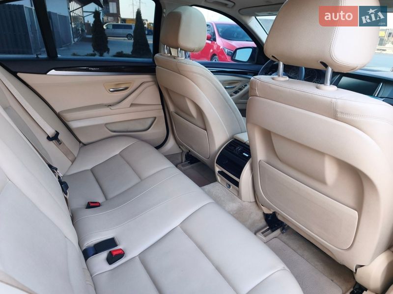 Седан BMW 5 Series 2014 в Виннице