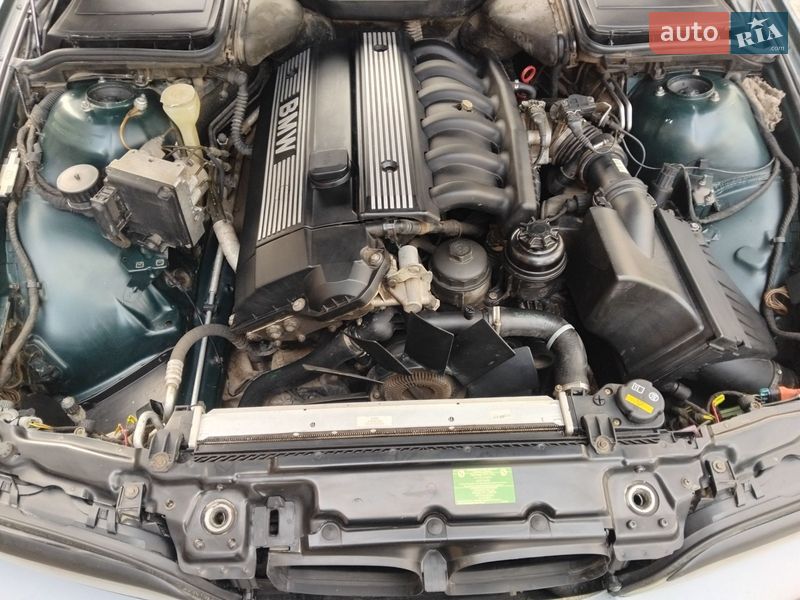 Седан BMW 5 Series 1996 в Черновцах