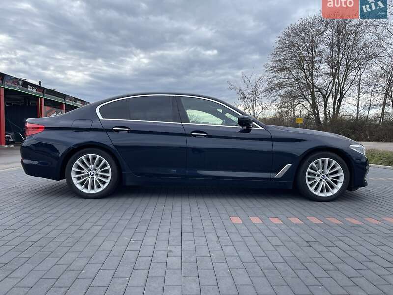 Седан BMW 5 Series 2017 в Николаеве