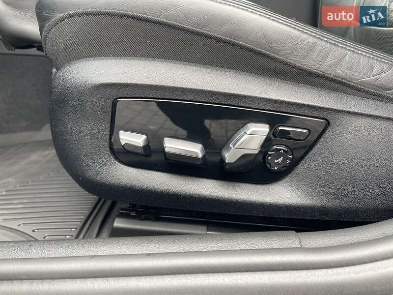Седан BMW 5 Series 2017 в Николаеве фото 28 Седан BMW 5 Series 2017 в Николаеве
