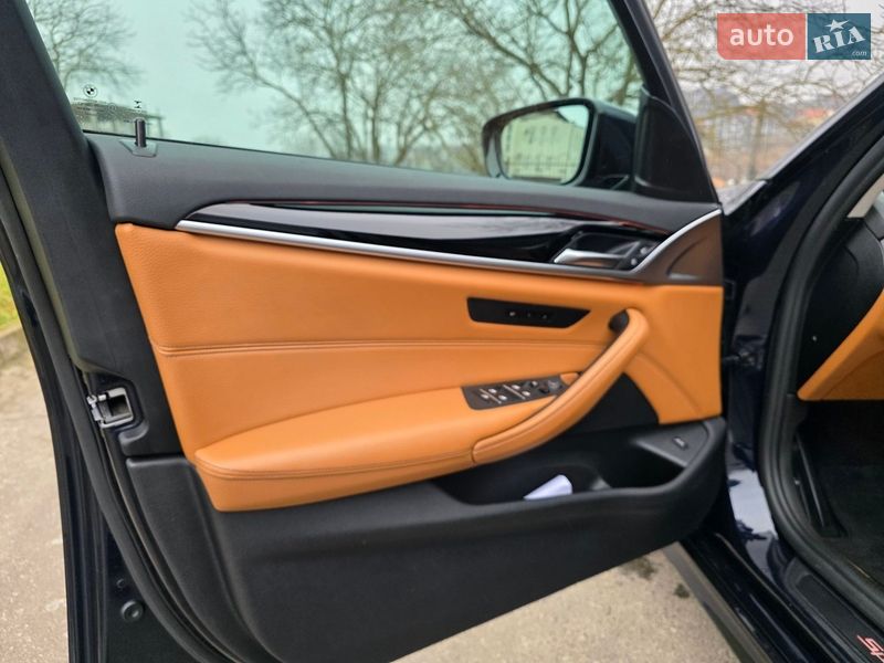 Седан BMW 5 Series 2017 в Чернівцях