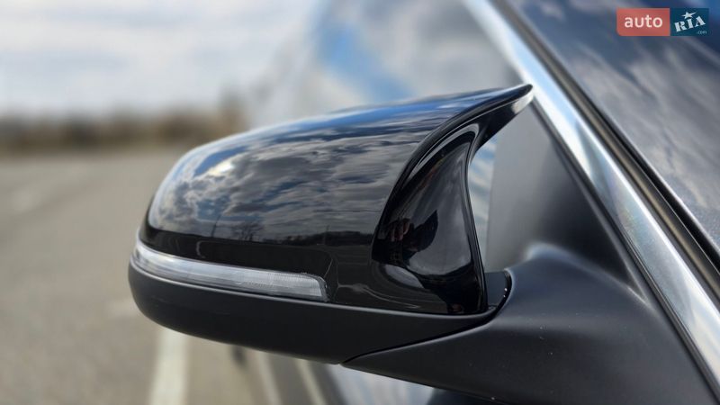 Седан BMW 5 Series 2015 в Чернівцях