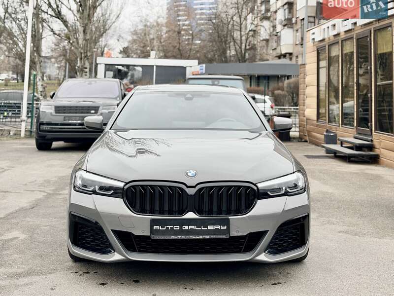 Седан BMW 5 Series 2022 в Киеве