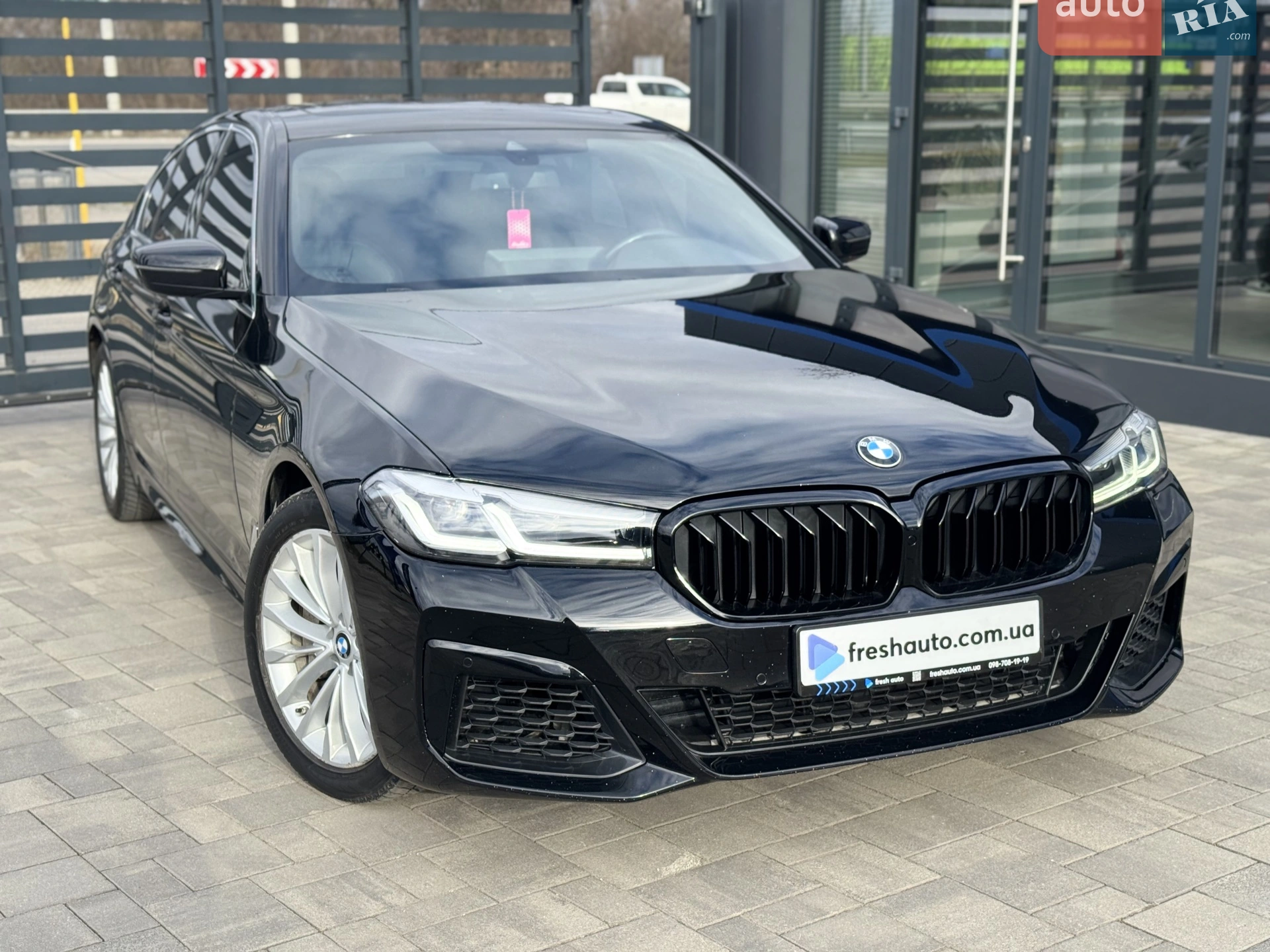 2020 BMW 5er - мініатюра 5