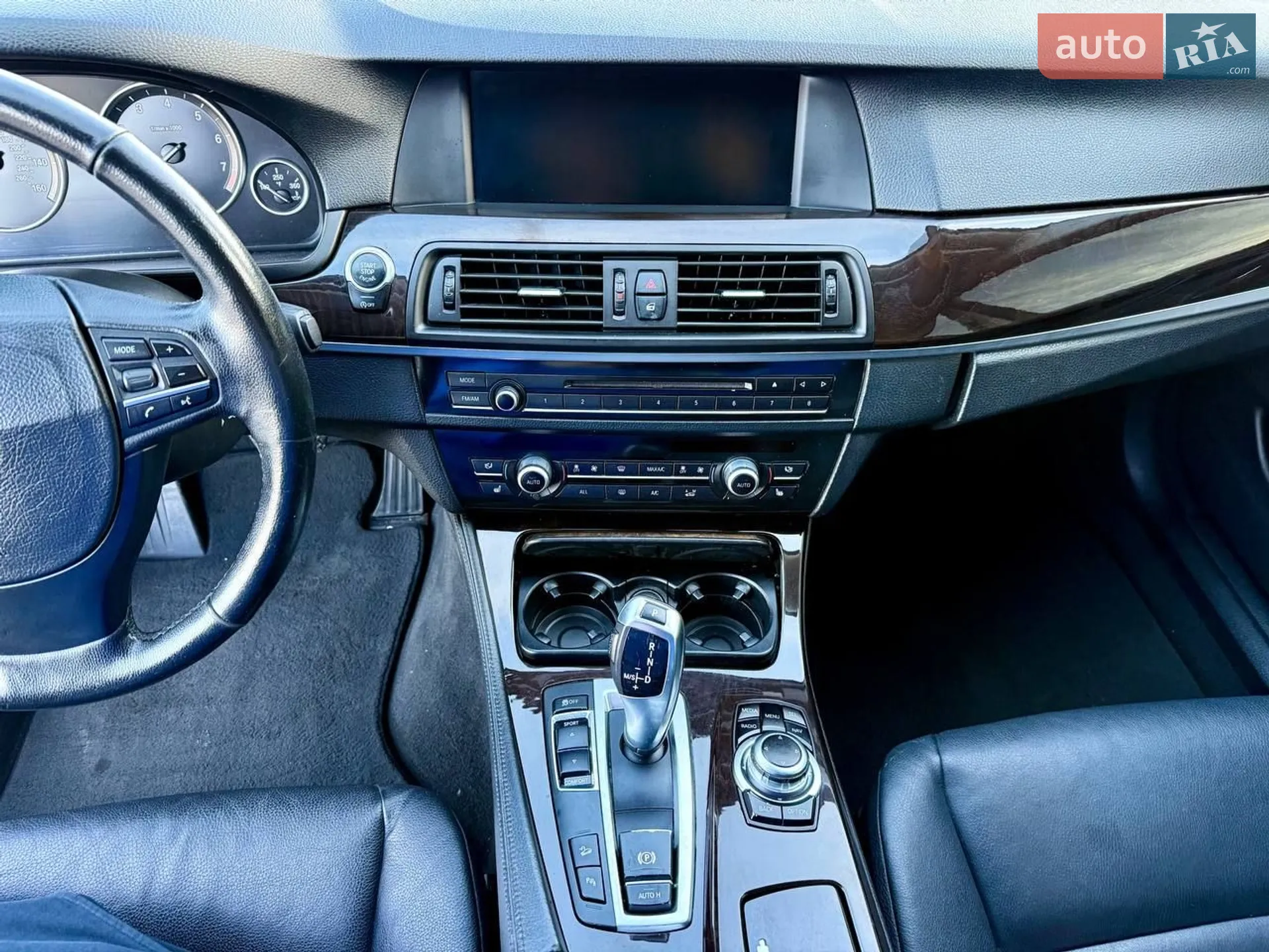 2013 BMW 5er - мініатюра 41