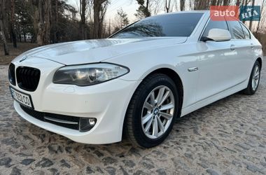 Седан BMW 5 Series 2012 в Ахтырке