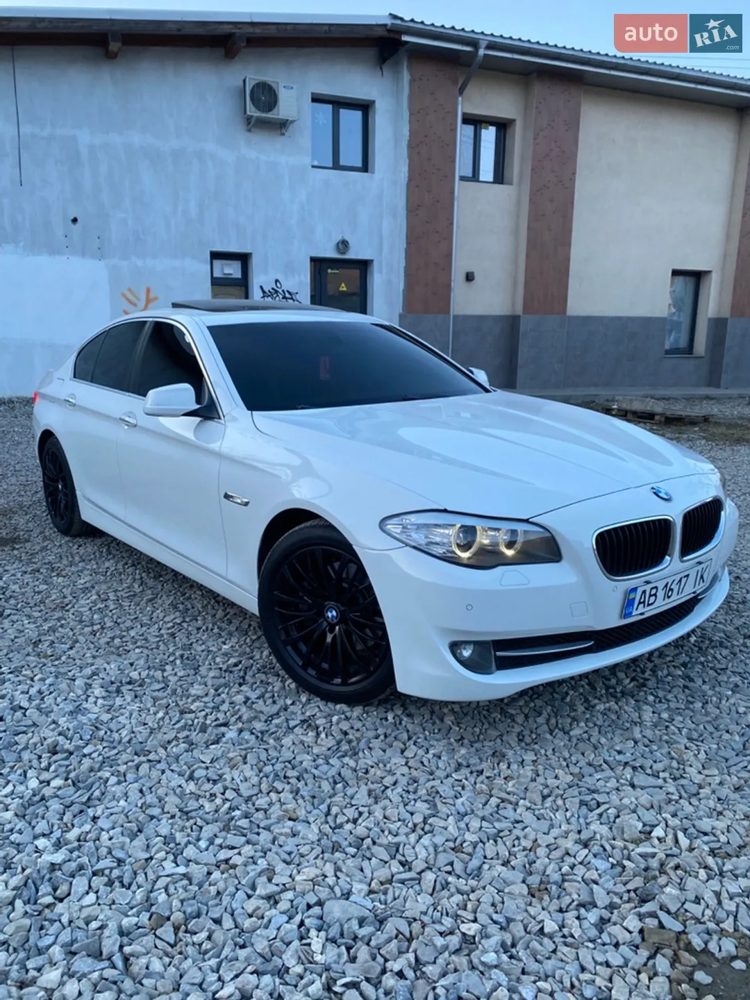 2011 BMW 5er - мініатюра 5