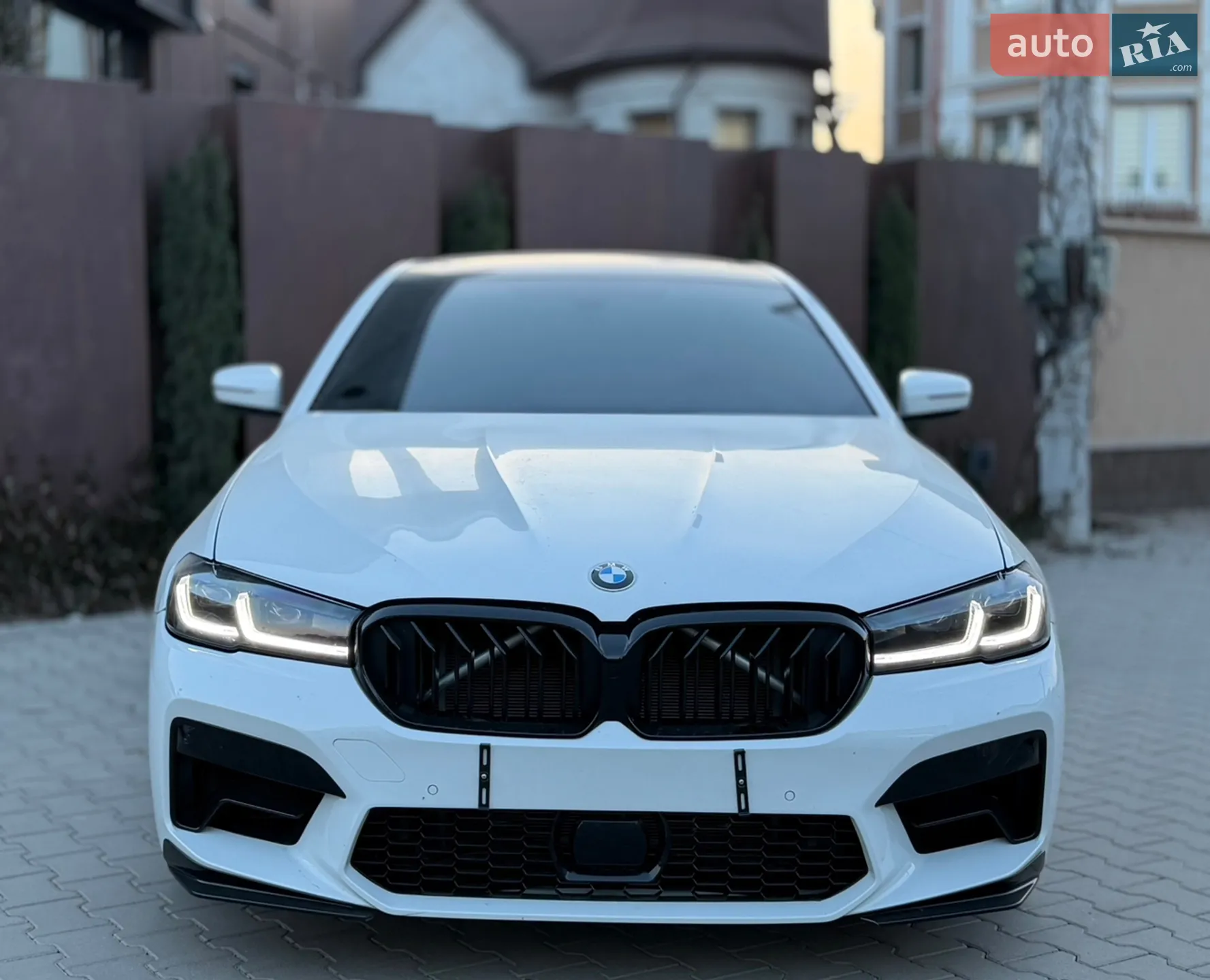 2018 BMW 5er - мініатюра 2
