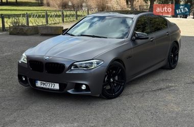 Седан BMW 5 Series 2015 в Бурштыне