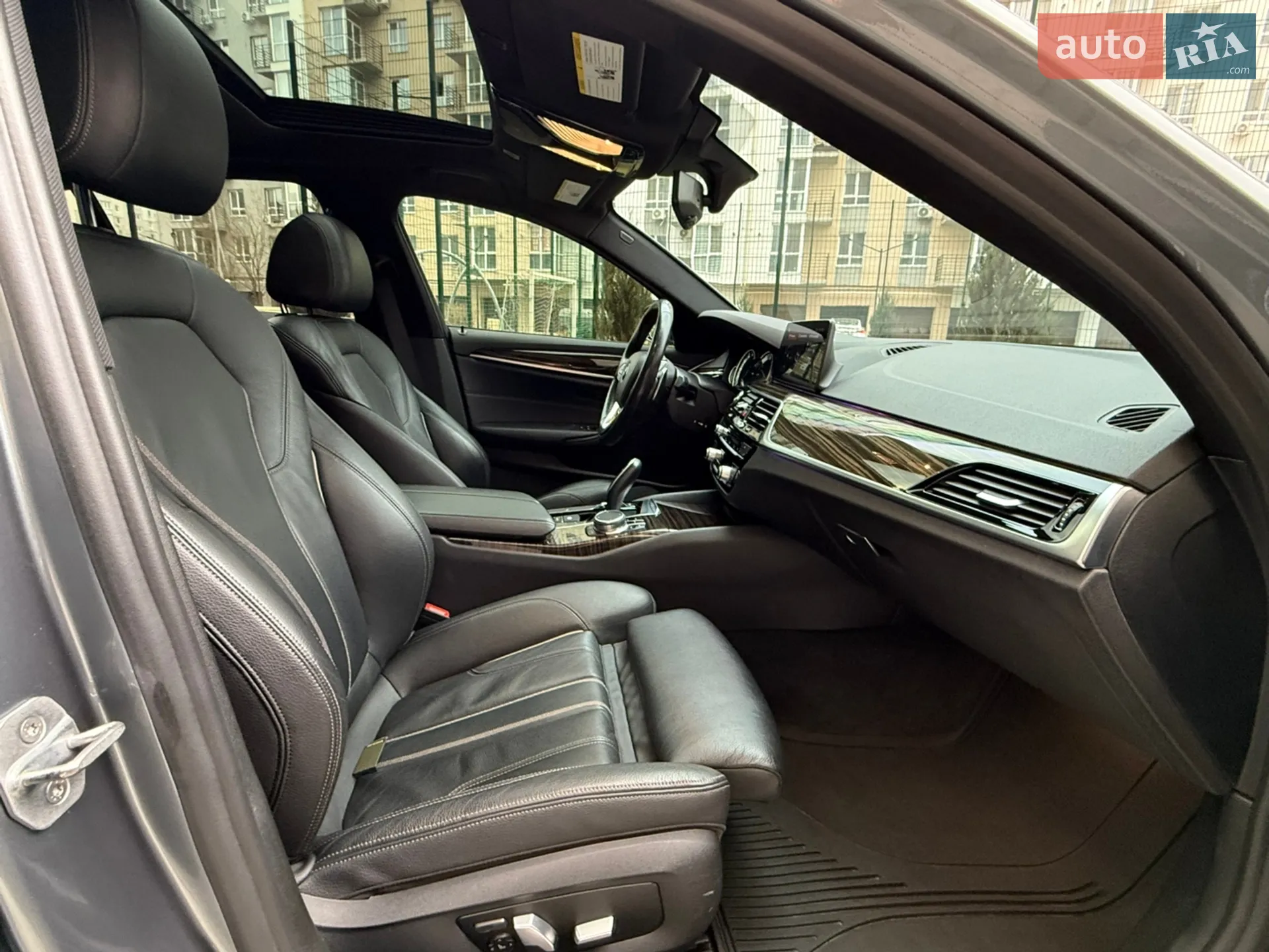2017 BMW 5er - мініатюра 14
