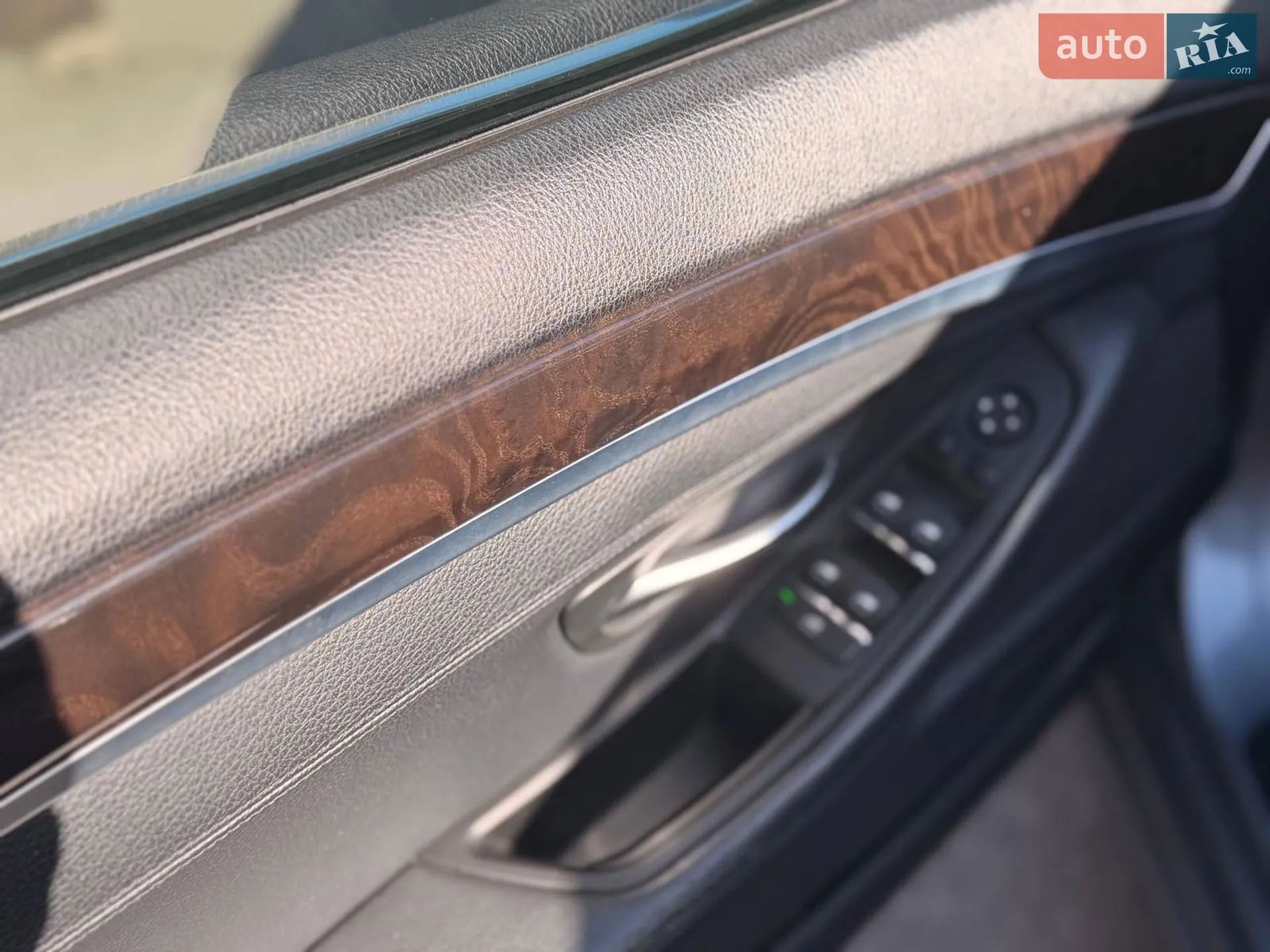 2013 BMW 5er - мініатюра 16
