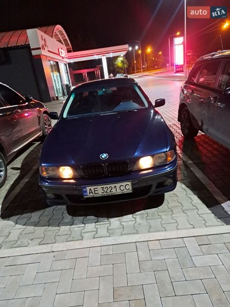 BMW 5 Series 2000
