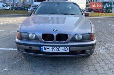 Седан BMW 5 Series 1996 в Киеве