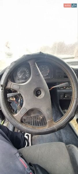 Седан BMW 5 Series 1986 в Южном фото 4 Седан BMW 5 Series 1986 в Южном