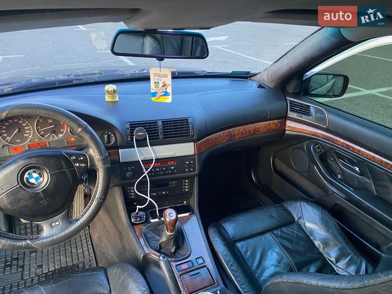 Седан BMW 5 Series 1999 в Черновцах