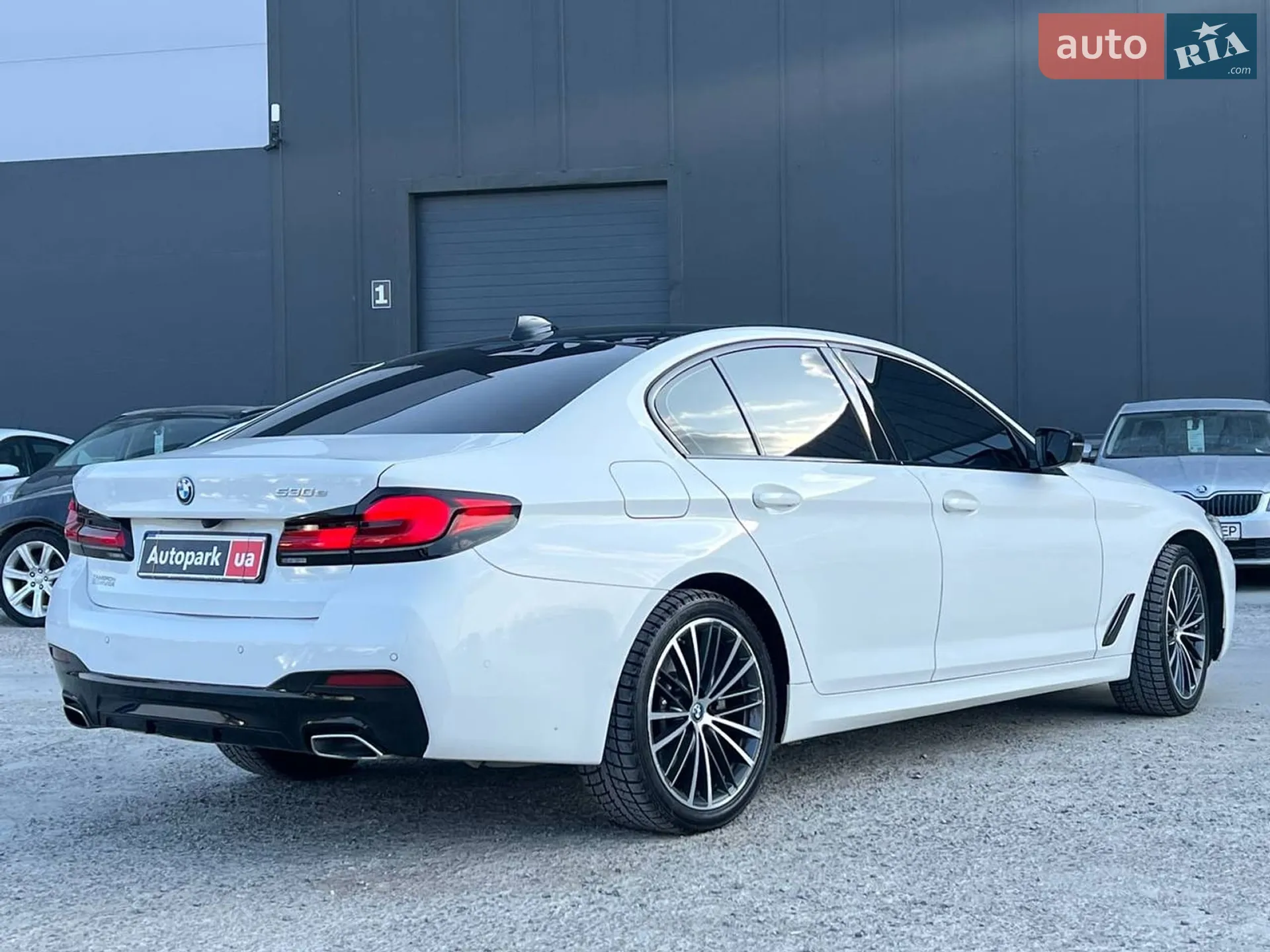 2023 BMW 5er - мініатюра 4