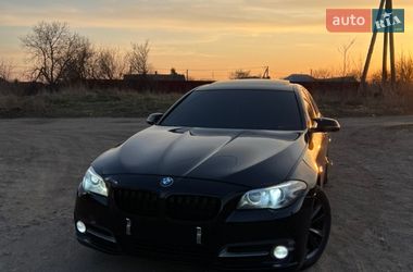 Седан BMW 5 Series 2015 в Дніпрі