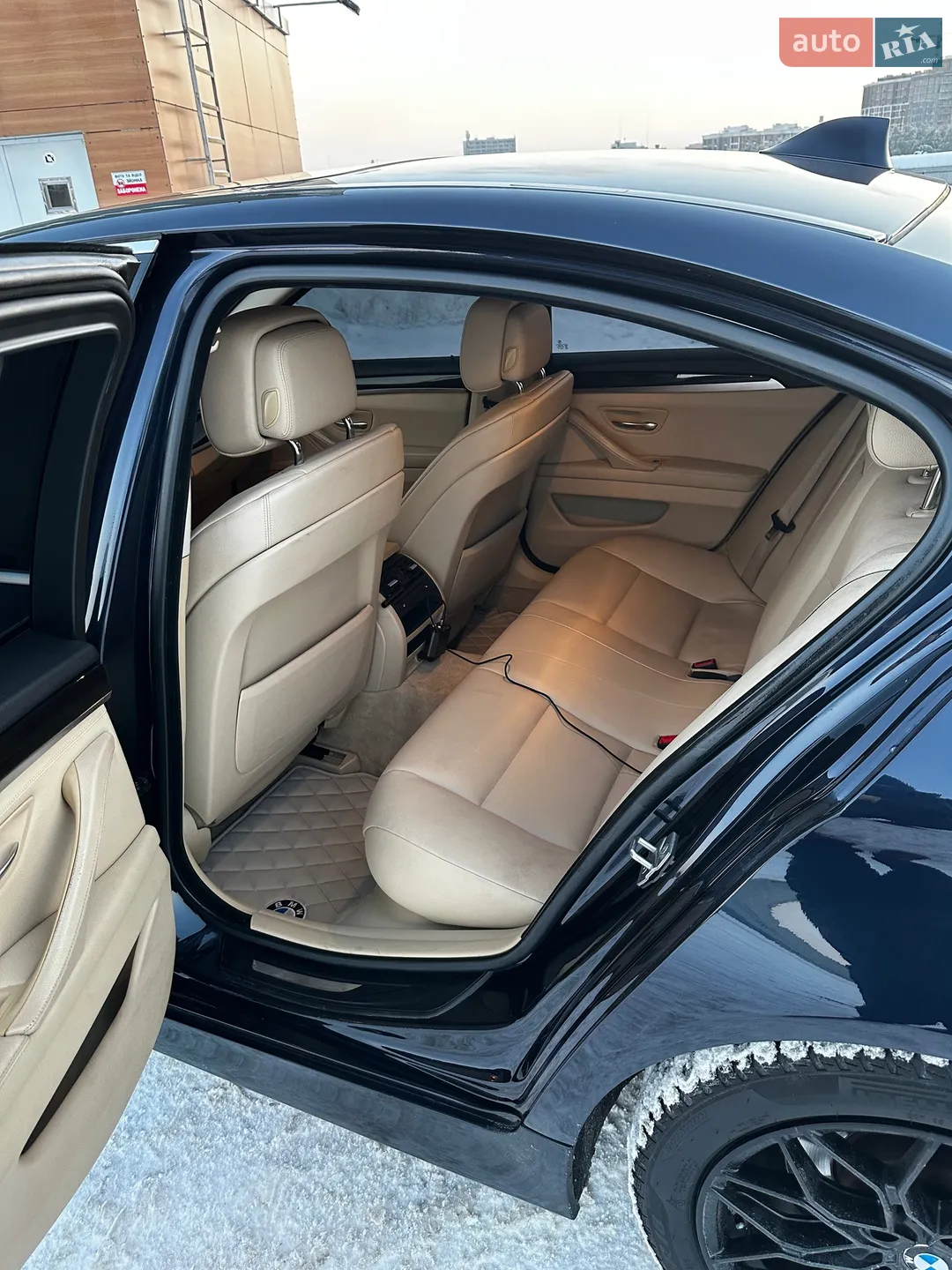 2012 BMW 5er - мініатюра 11
