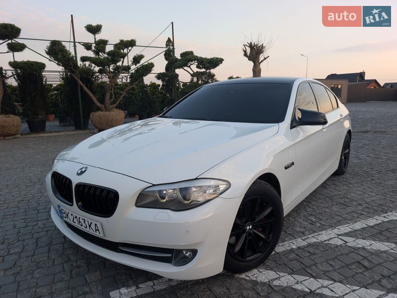 BMW 5 Series 2012