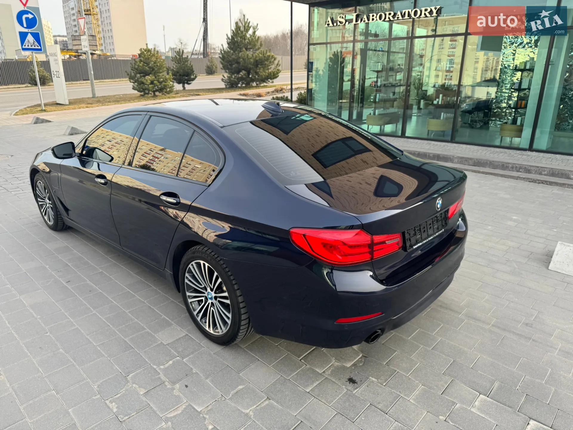 2017 BMW 5er - мініатюра 13