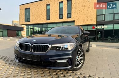 Седан BMW 5 Series 2017 в Хмельницком