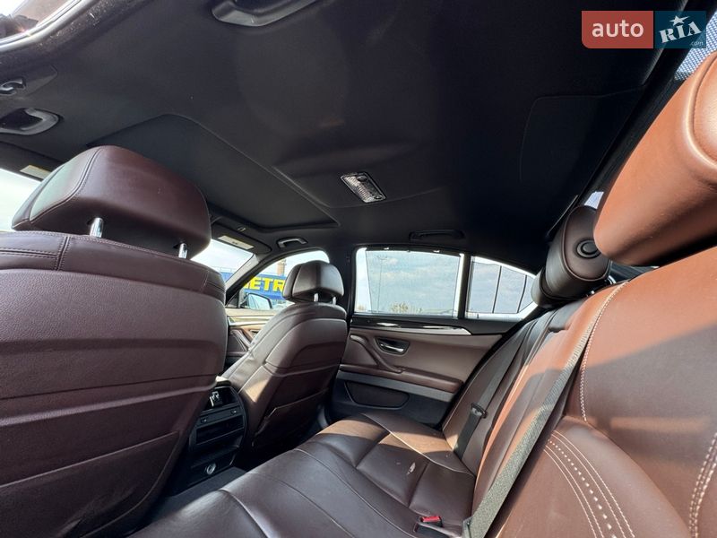 Седан BMW 5 Series 2014 в Львові