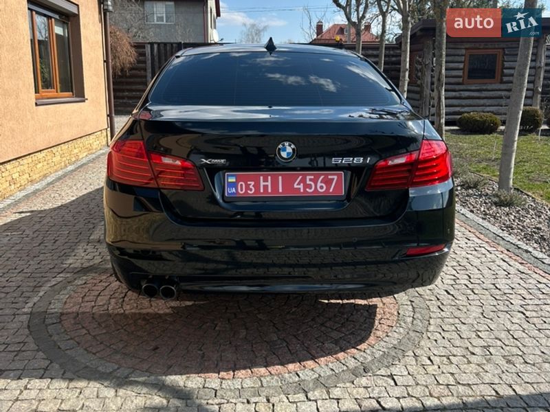 Седан BMW 5 Series 2016 в Володимирі