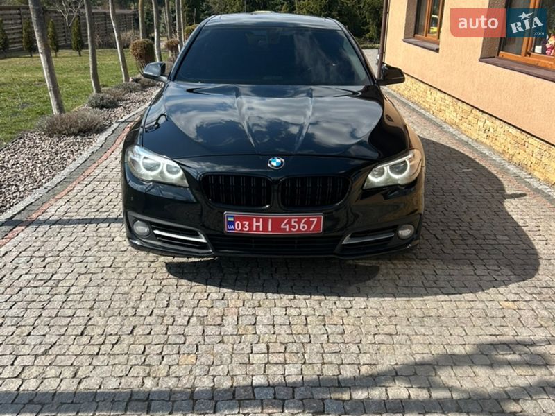 Седан BMW 5 Series 2016 в Володимирі