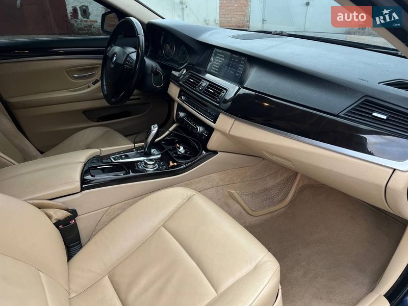 Седан BMW 5 Series 2011 в Полтаве