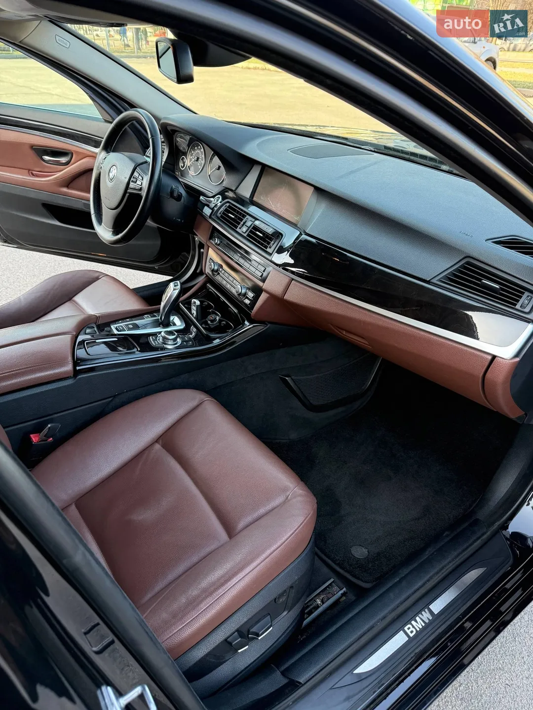 2011 BMW 5er - мініатюра 5