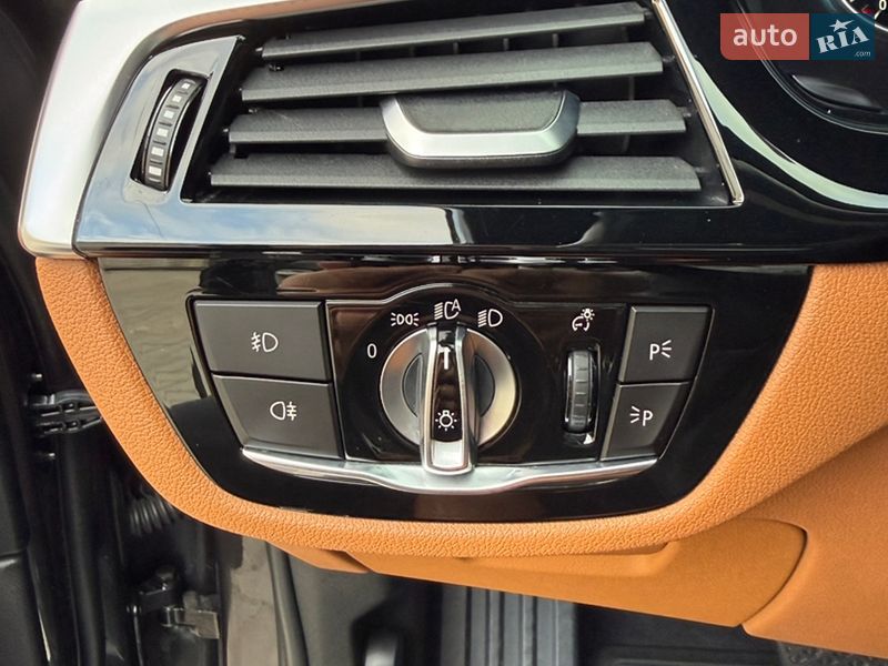 Седан BMW 5 Series 2017 в Кропивницком