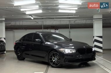 Седан BMW 5 Series 2018 в Киеве