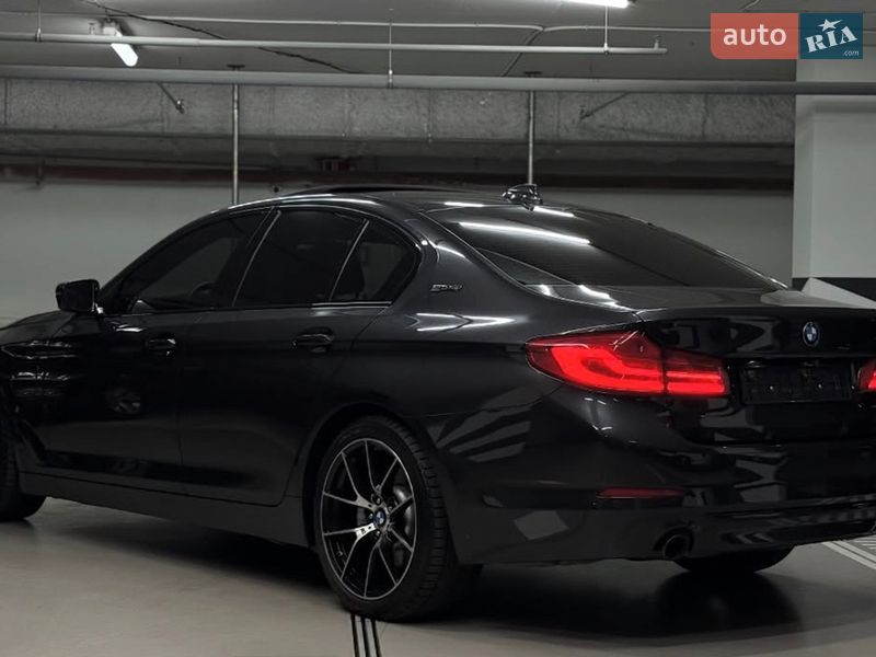 Седан BMW 5 Series 2018 в Киеве