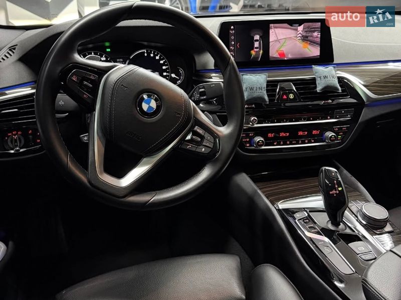 Седан BMW 5 Series 2018 в Киеве