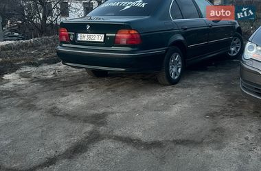 Седан BMW 5 Series 1998 в Володимирі