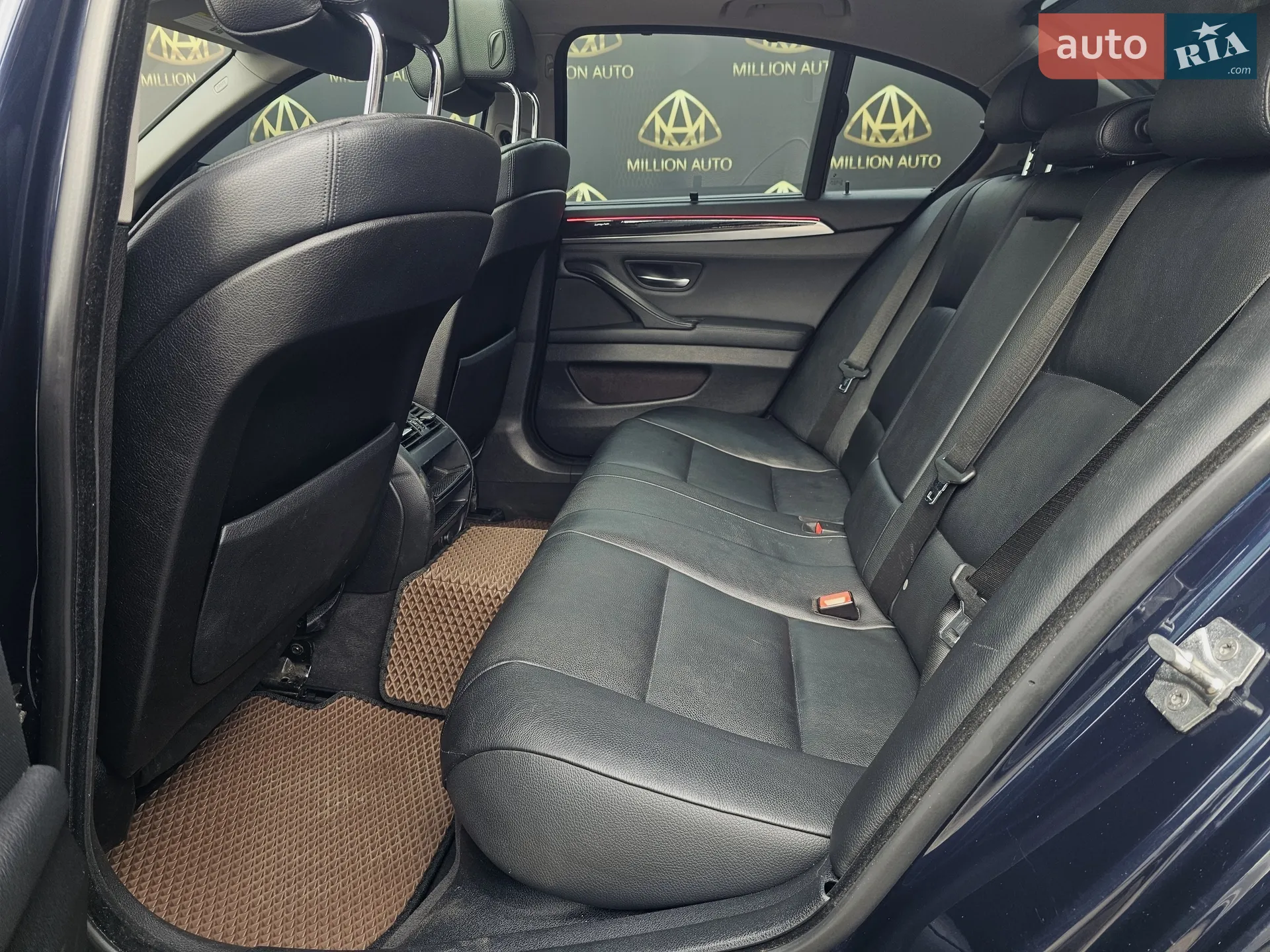 2011 BMW 5er - мініатюра 12